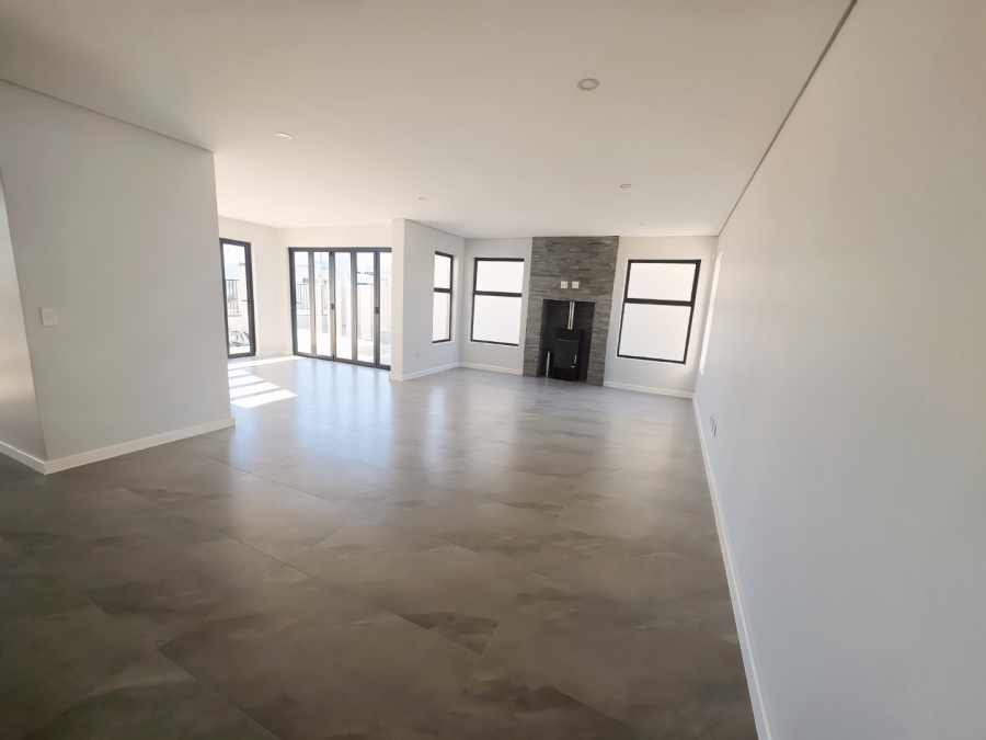 4 Bedroom Property for Sale in Sandown Western Cape
